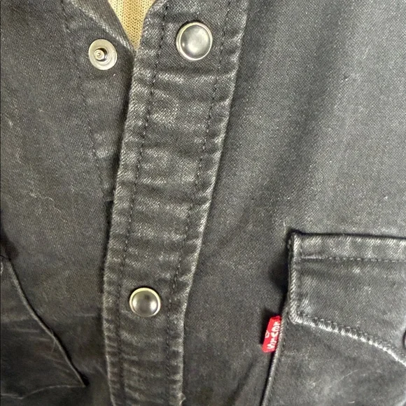 Teodora Western Shirt in  size medium  Black
LEVI'S - Picture 7 of 16